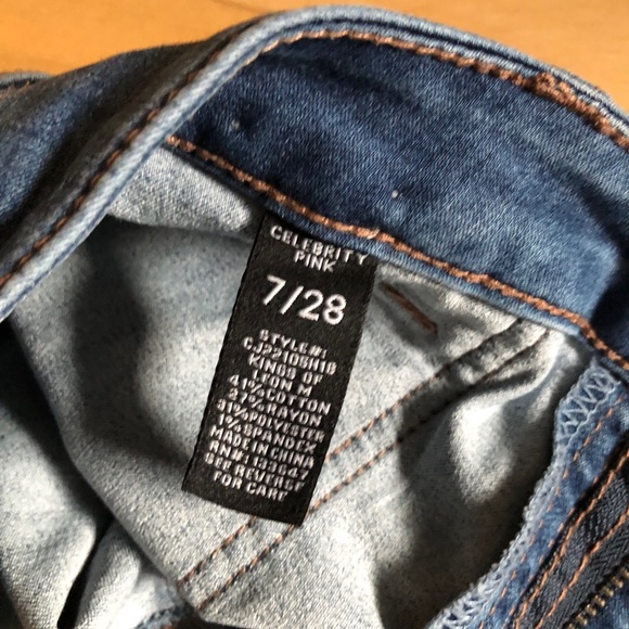 Celebrity pink skinny jeans! - Picture 6 of 6